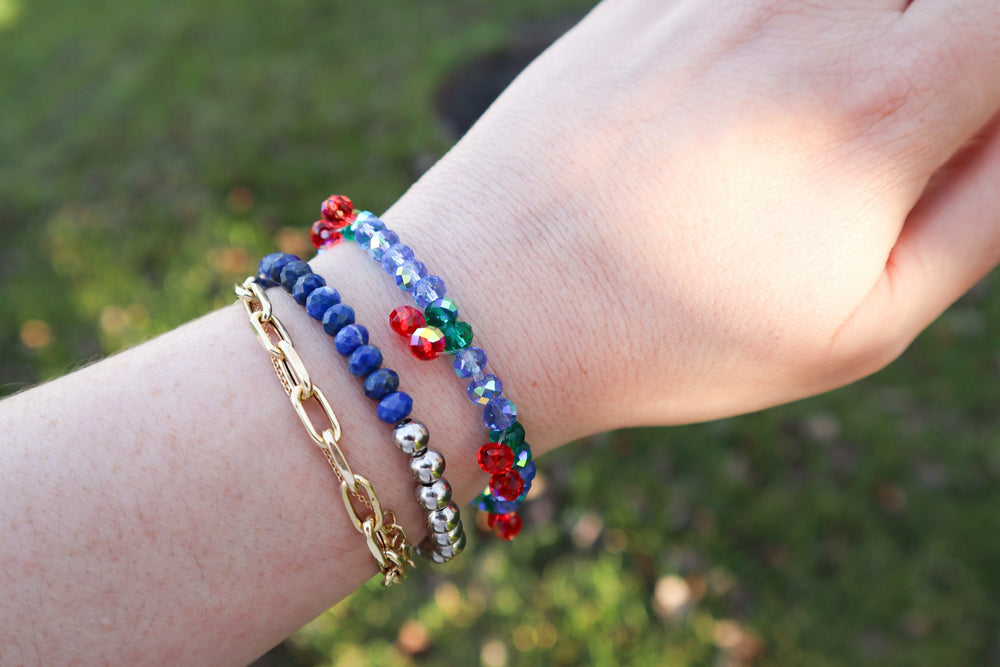 Cherry glass bracelet