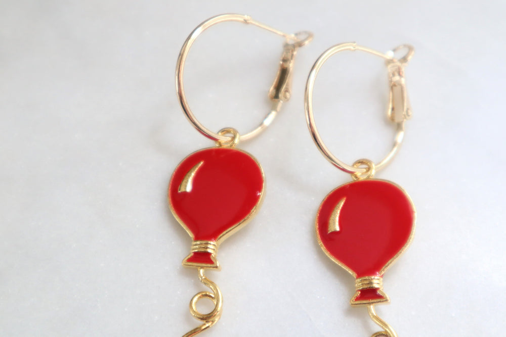 Red balloon hoops