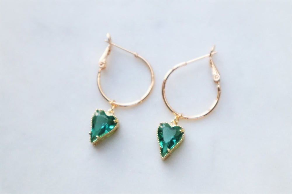 Emerald-green heart hoops