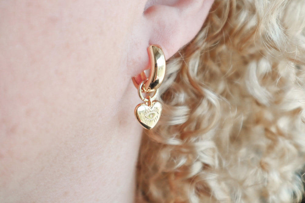 Chunky heart hoops