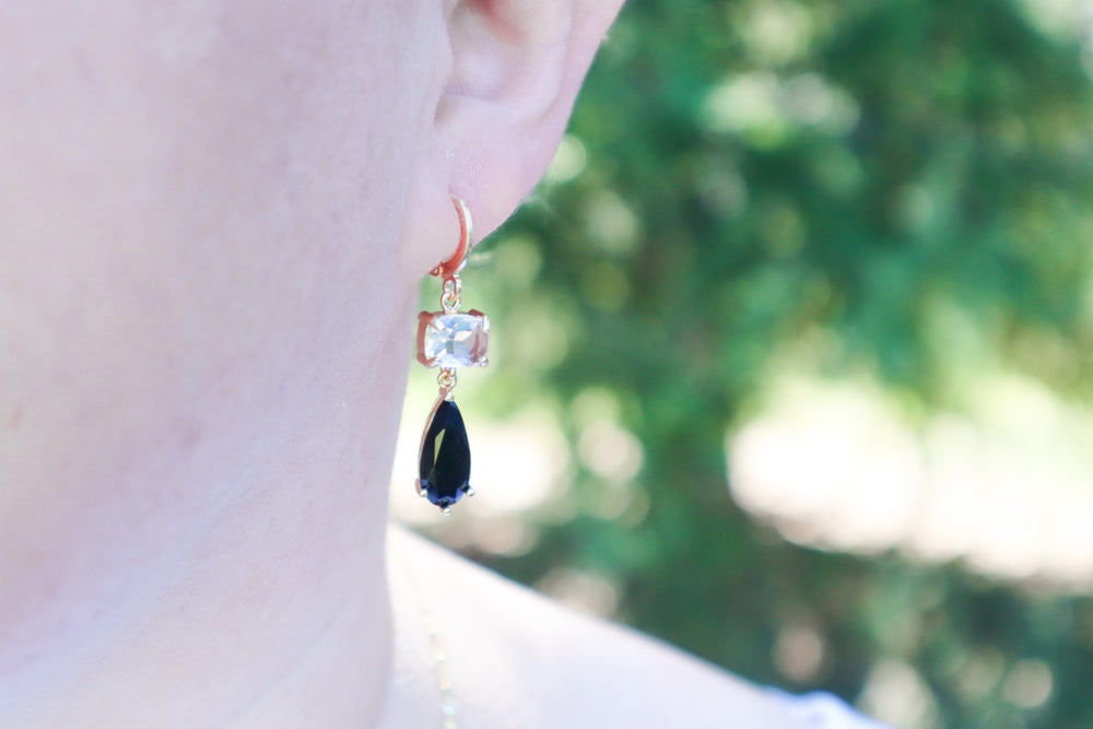 Black teardrop earrings