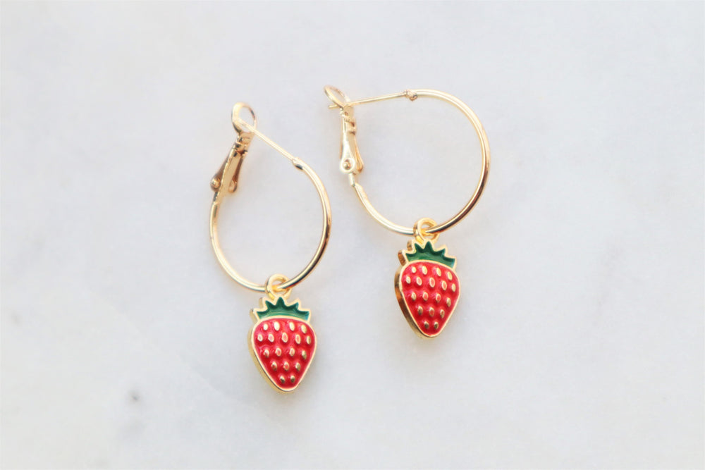 Strawberry hoops