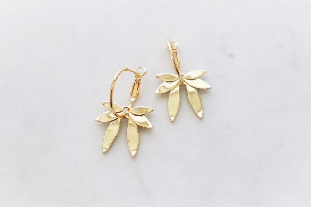 Bow hoops