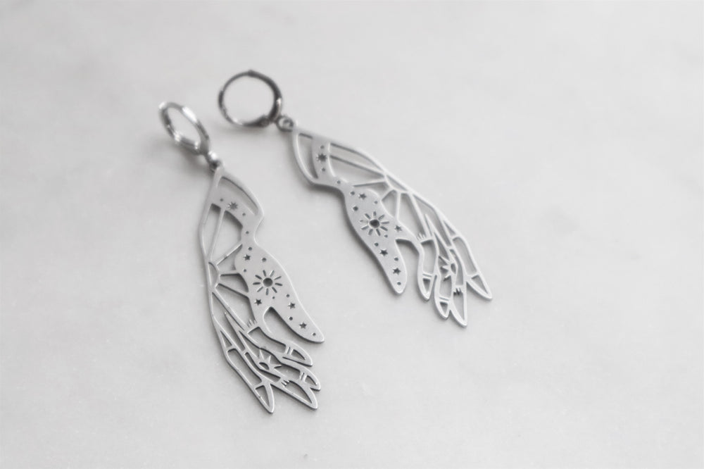 The witch's touch earrings