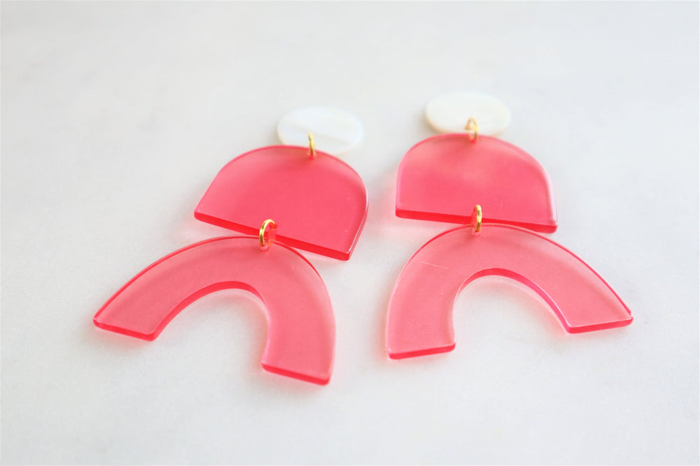 Pink geometric earrings